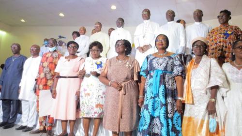 Disciples  groupe 1 de la 1ère promotion Cérémonie académique